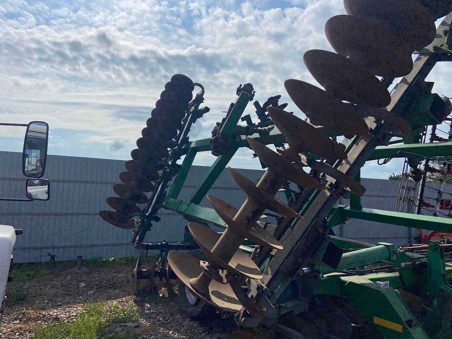 Борона дискова John Deere-637