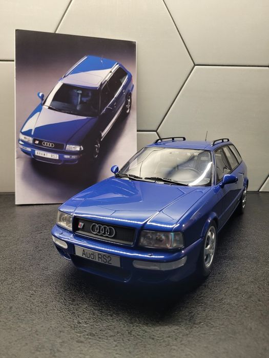 Model Audi RS2 Avant, skala 1/12, Otto Mobile