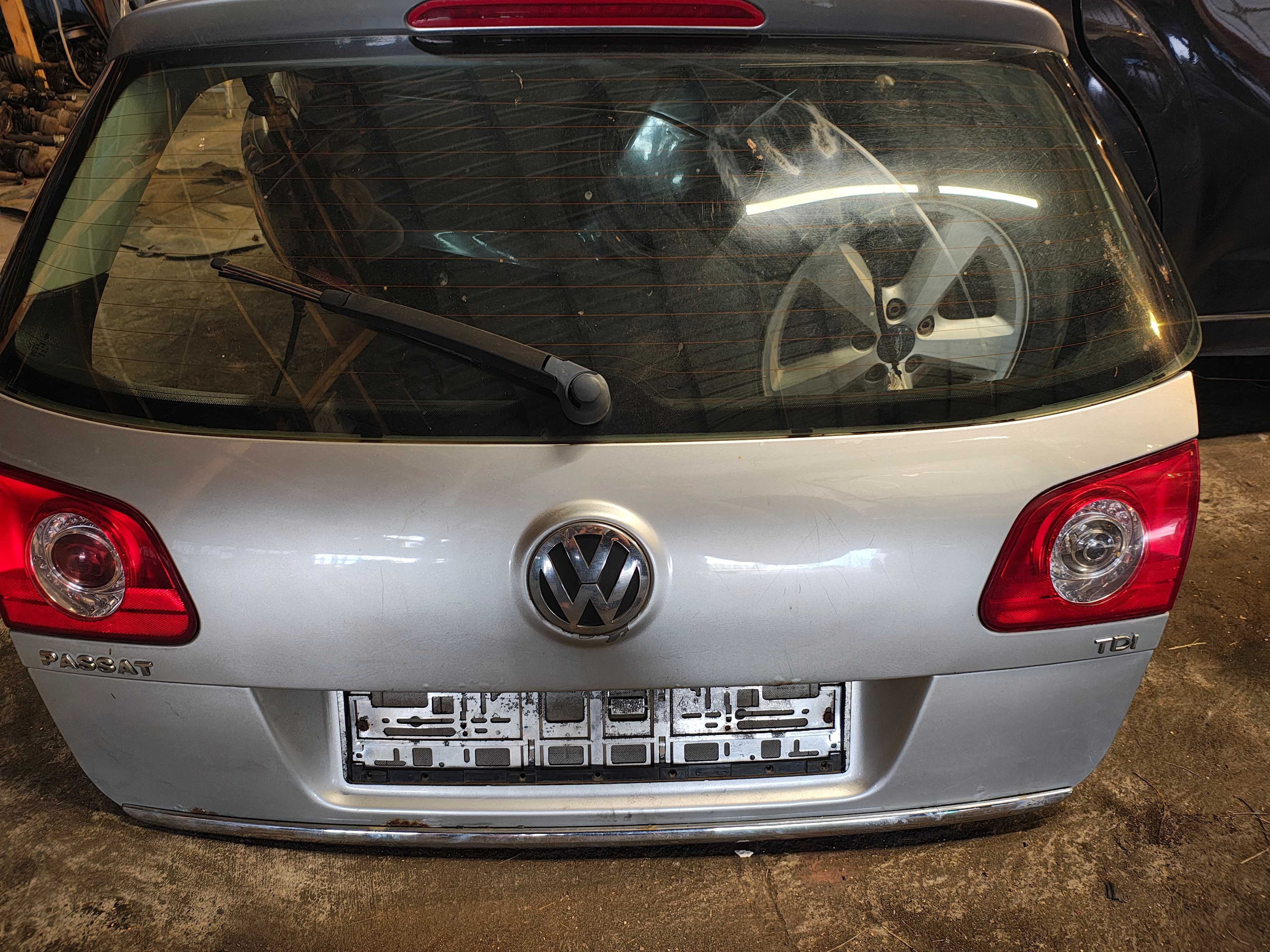 Volkswagen Passat B6 kombi tylna klapa bagażnika kod lakieru LA7W