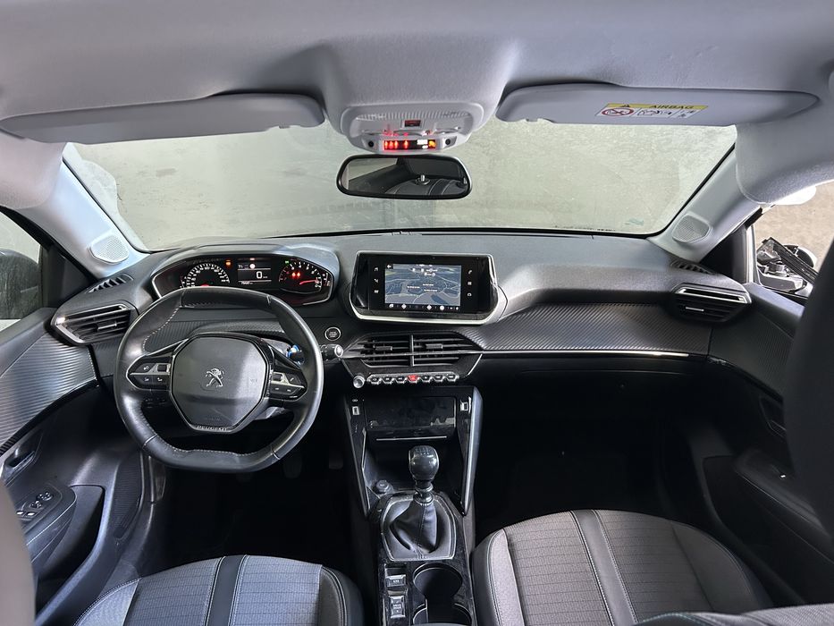 Peugoet 208 1.2 T Allure de 2021