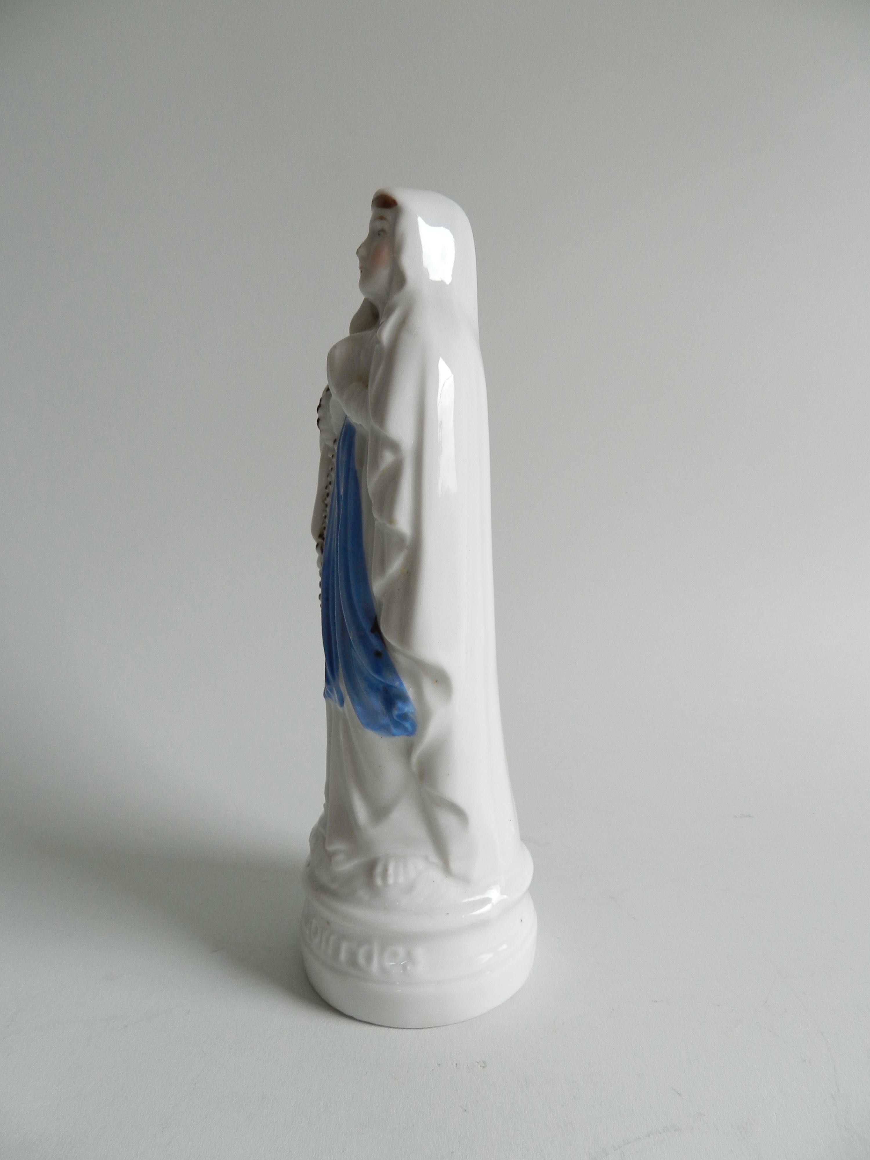 porcelanowa figura Matka Boska Lourdes 16 cm do kapliczki