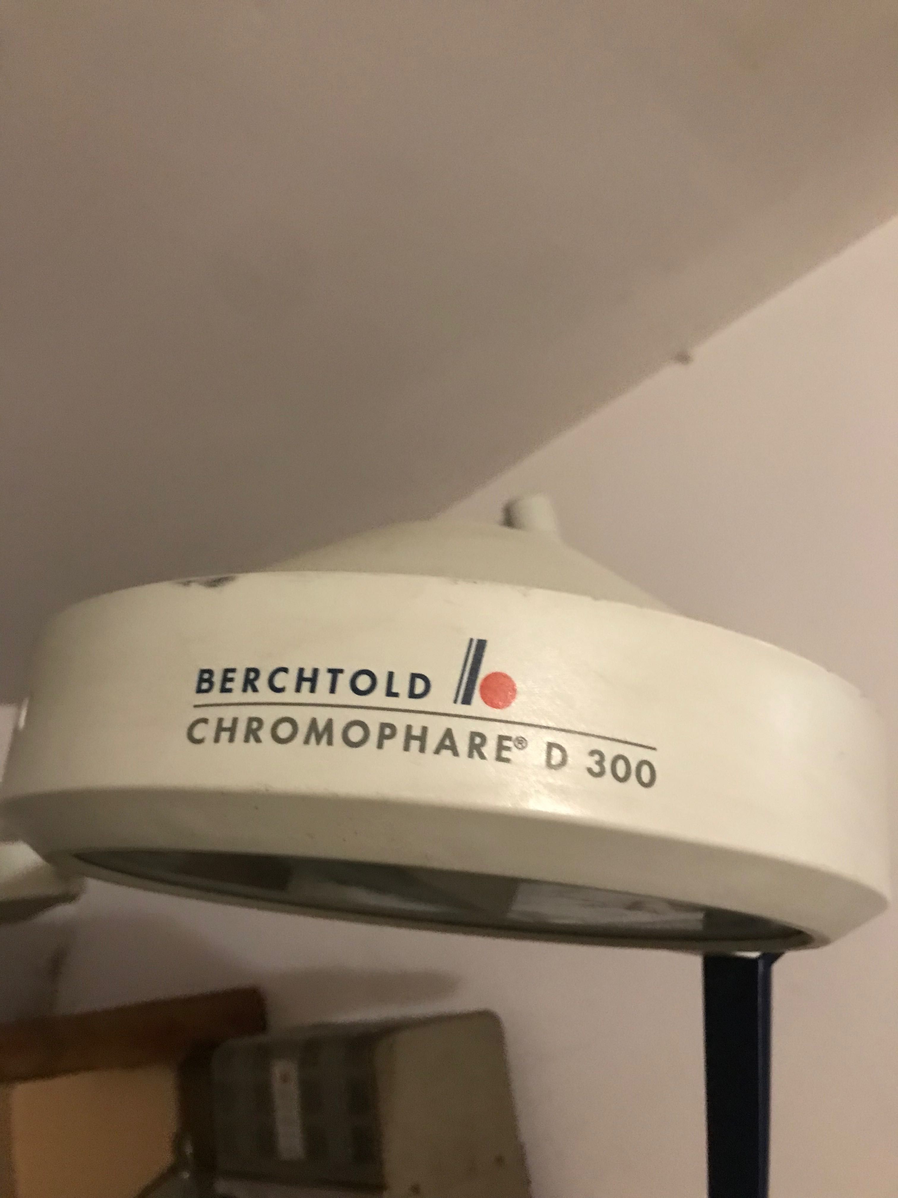 Lampa zabiegowa Berchtold Chromophare D 300