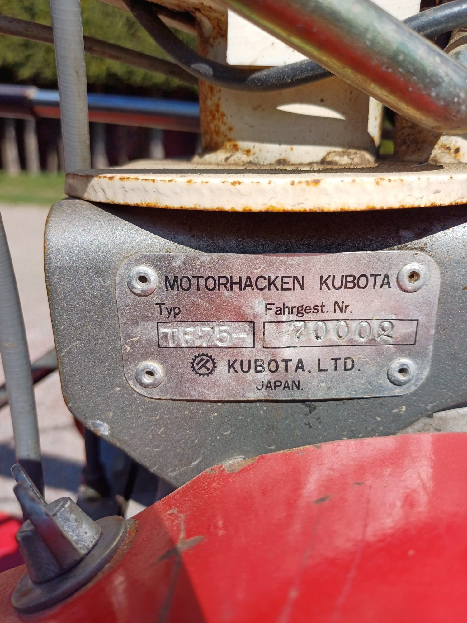 Traktorek jednoosiowy,dzik,glebogryzarka Kubota.