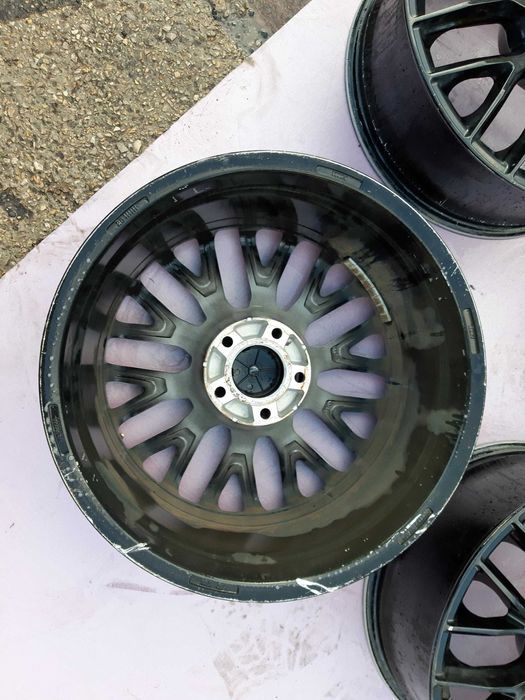 Felga Chrysler 300c 300 Dodge Charger 04-10r 18" komplet