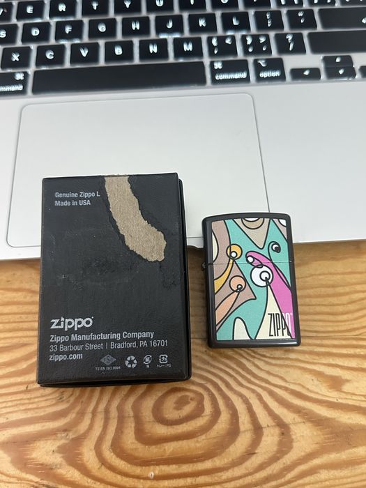 Nigdy nieużywane Zippo