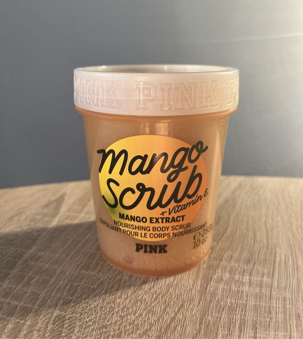PINK Victoria’s Secret peeling scrub do ciała superfruit mango 283g