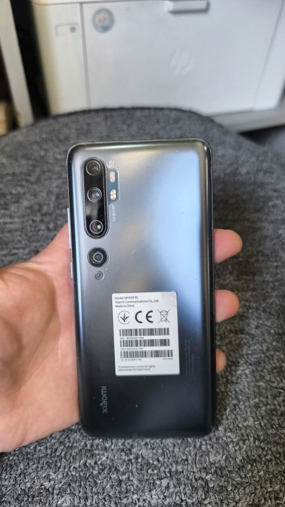 Продам Xiaomi MI note 10 pro 8/256