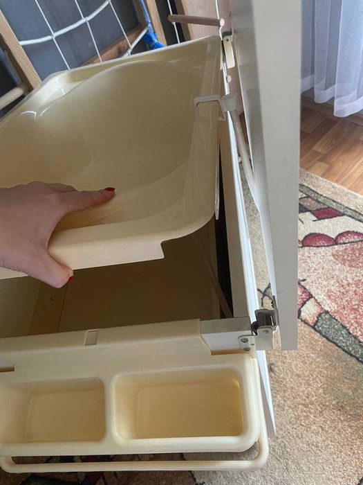 комод (пеленальный столик+ ванночка) + кроватка (Baby Italia)