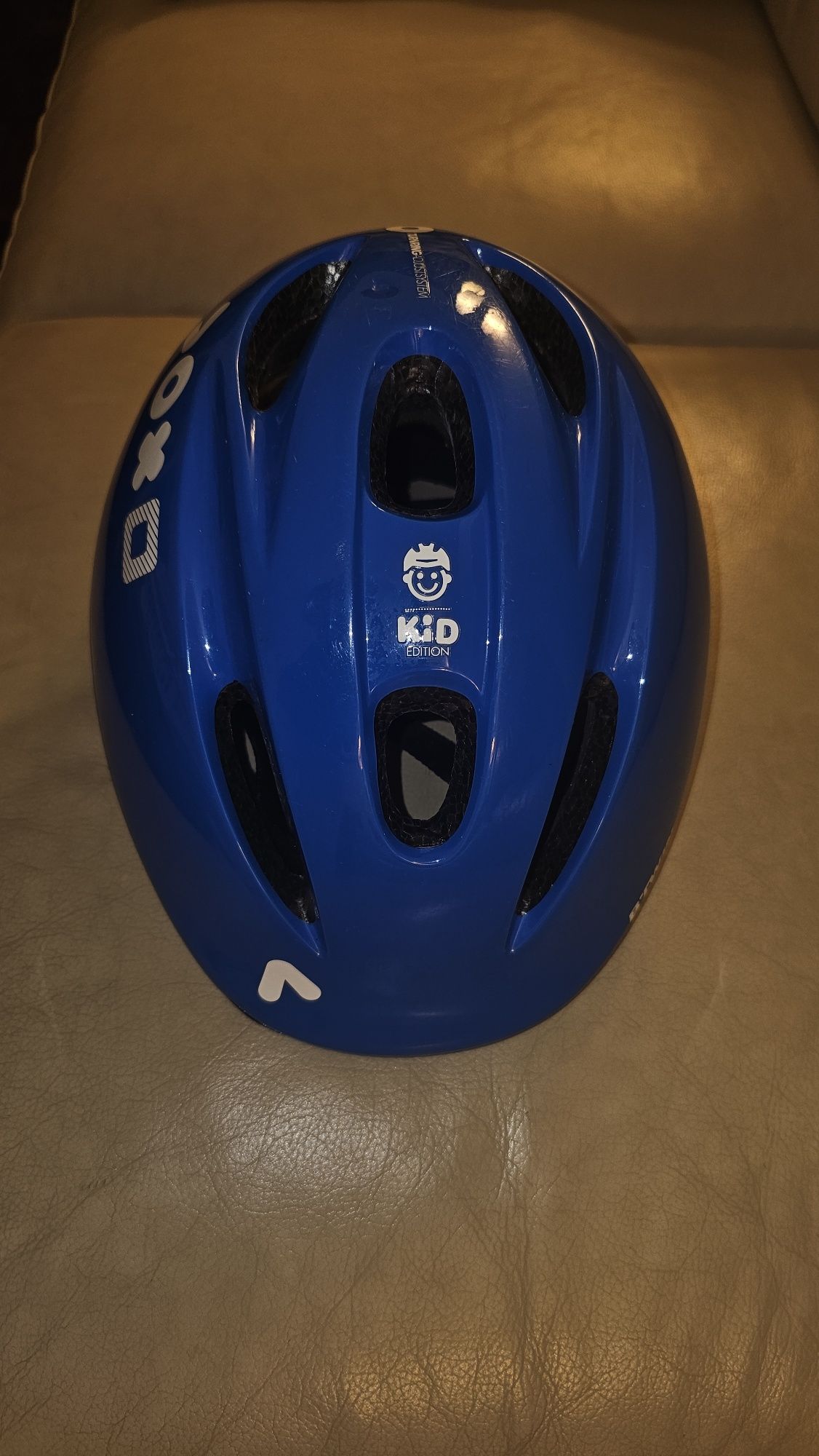 Bicicleta com rodinhas + capacete
