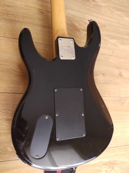 Superstrat Washburn Force G1-V Korea 1986 Old School Rock Vintage DEMO