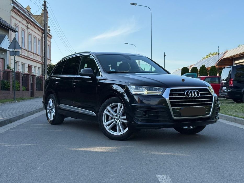 Audi Q7 3.0 TDI S line/7 osobowy/Panorama/Bose/Hak Salon PL