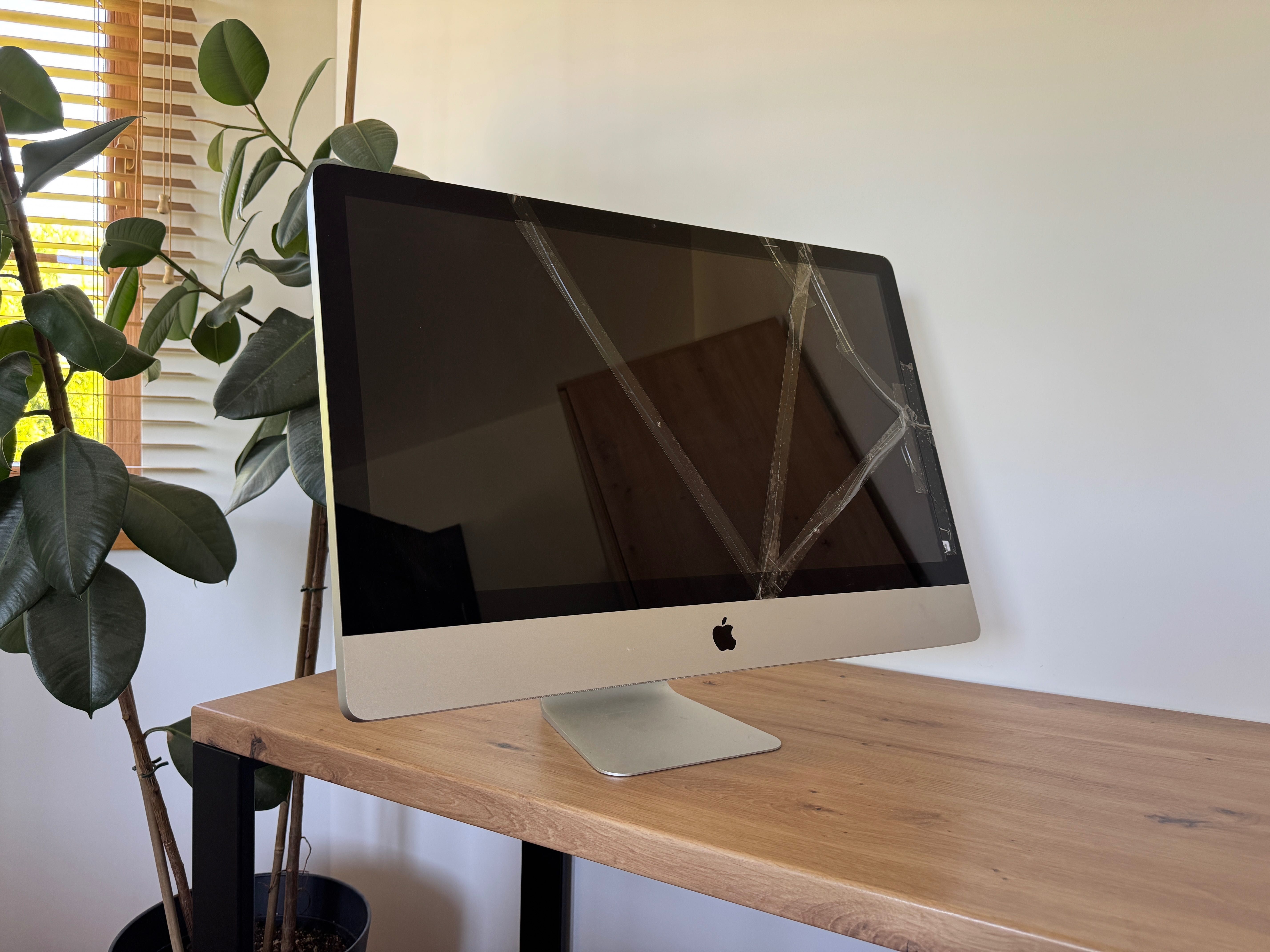 iMac 27" mid 2010 i3 3.2GHz 4/250GB Apple komputer
