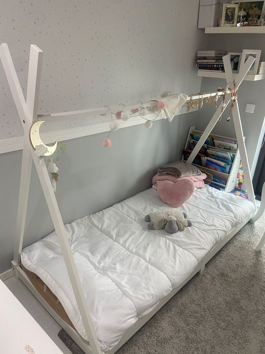 Cama de criança montessori