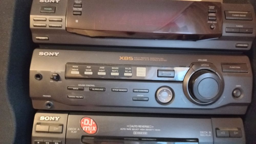 SONY  HCD-XB5 compact disk. 200$