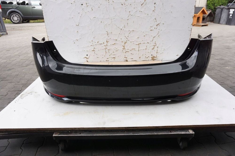 ZDERZAK TYŁ TOYOTA AVENSIS T27 FL 2 SEDAN 209