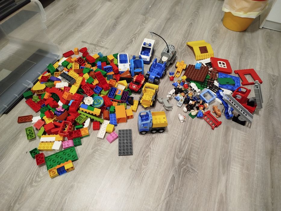 LEGO duplo 355 elementów, 4 zestawy.