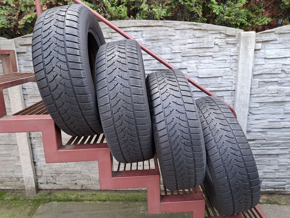 4 Opony zimowe 235/65 R17 Dunlop Montaż i wyważanie Gratis!