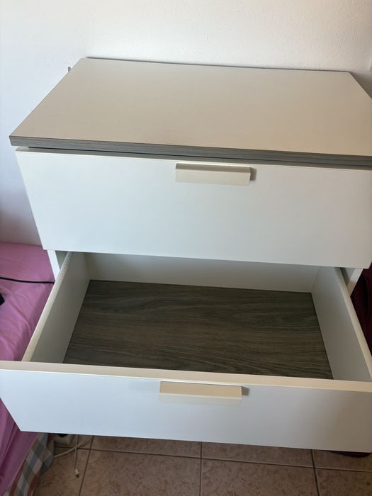 Cómoda 4 gavetas Ikea