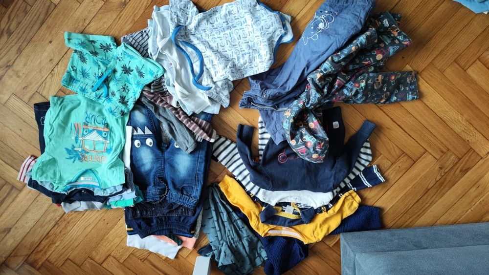 Paka ubrań dla chłopca rozmiar 74 30 sztuk tanio ubrania Newbie