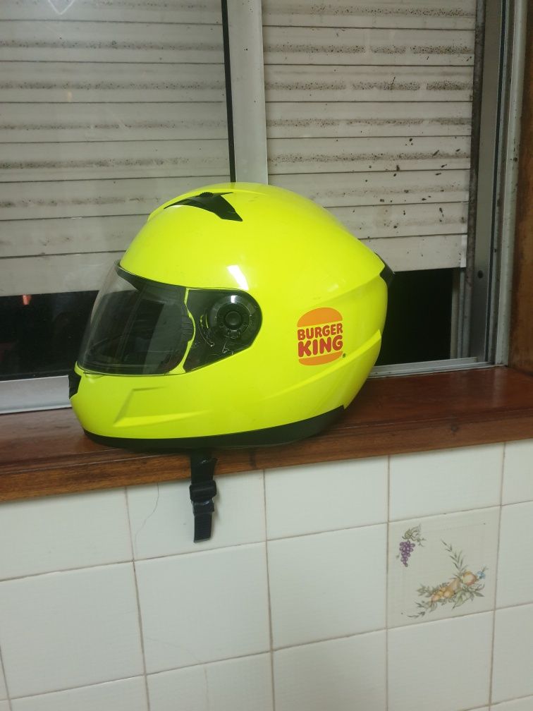 Capacete em otimo estado