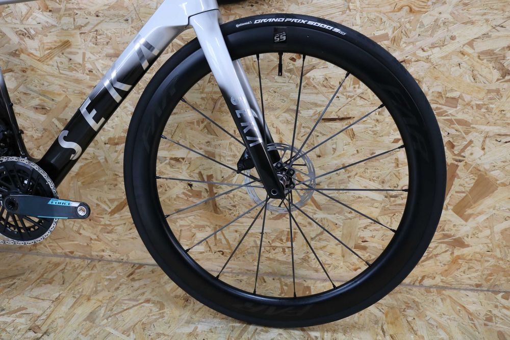 Bicicleta topo de gama Seka Exceed Sram Force AXS novo modelo