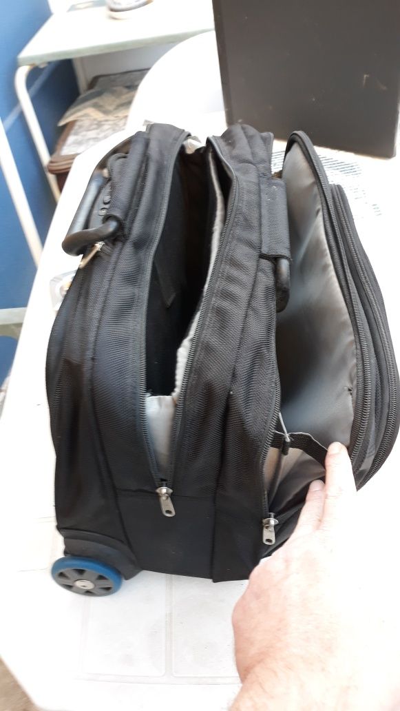 Trolley Kensigton para Pc Portátil ou outros.
