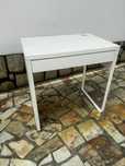 Secretaria MICKE IKEA