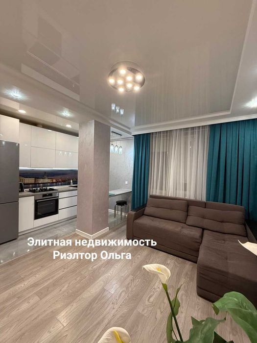 Сдам в центре! Новая 1-комн + кухня - студия в ЖК "Новосельский"