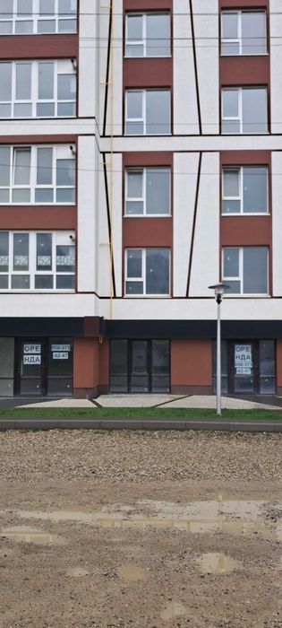 Оренда комерційного приміщення в ЖК "Опришівська Слобода".
