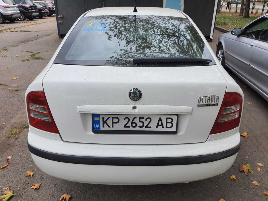 Skoda Octavia 1.6 бензин - 2006