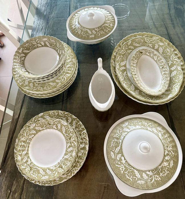 Serviço de Jantar - J&G Meakin England Sterling Renaissance Green