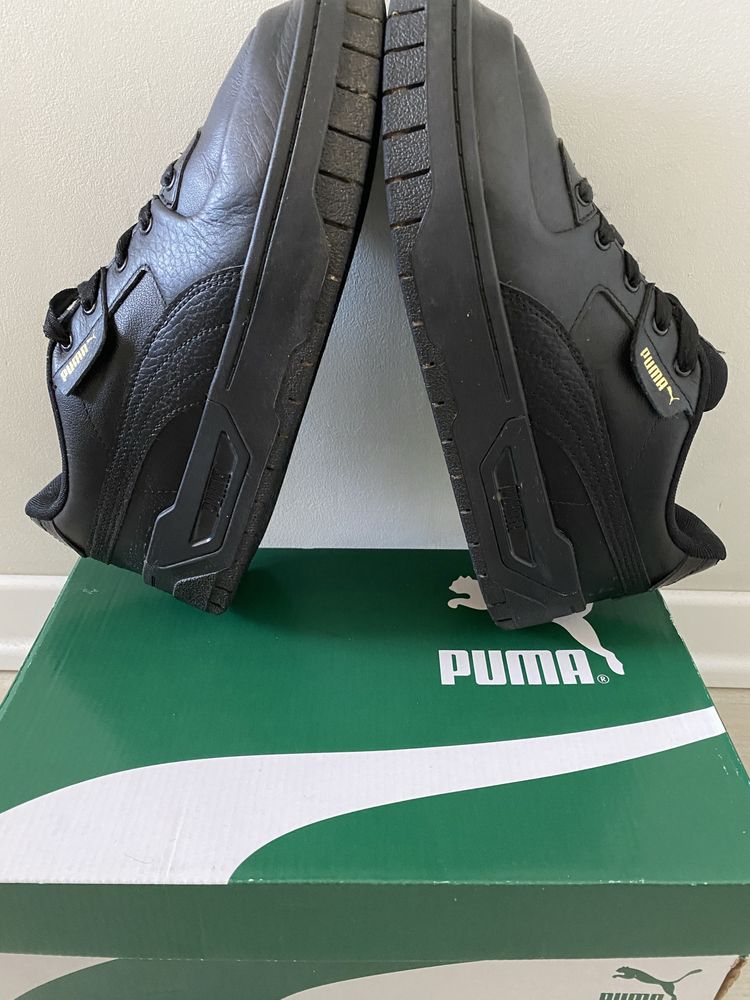 Кросівки Puma в оригінальній коробці 38,5 розмір
