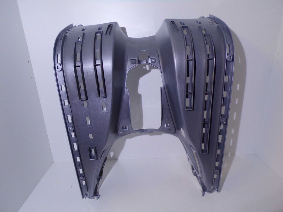 Nowa Podłoga Vespa GTS 125/300cc kolor Model 14-22r.