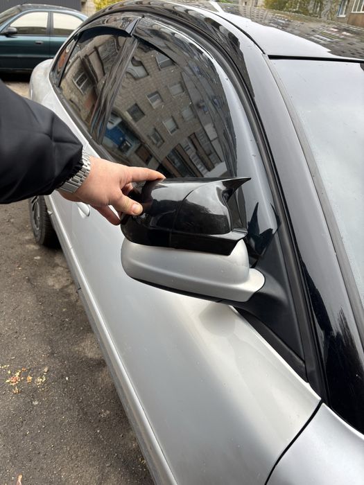 Продам накладки на зеркала R Line на автомобиль Passat b5+ и Golf 5.