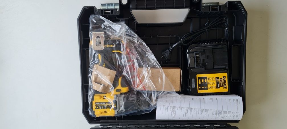 Wiertarko wkrętarka udarowa Dewalt DCD805 zestaw DCD805E1T