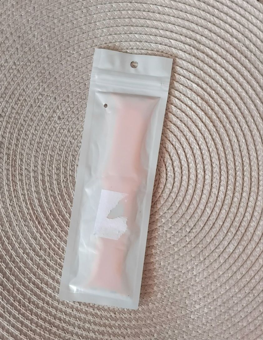 Sportowy silikonowy pasek do Apple Watch (42/44 mm)