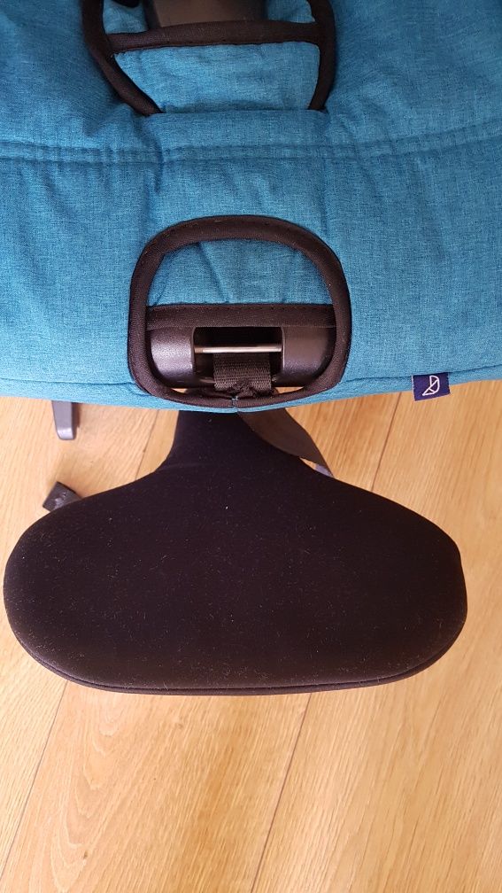 Fotelik 0-18kg AXKID MODUKID z bazą ISOFIX, stan bardzo dobry