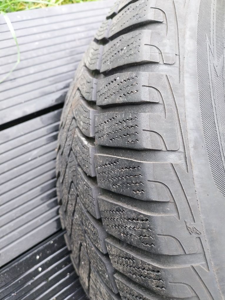 Felgi, opony zima Goodyear 226/50 R17