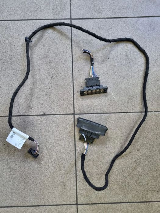 KONEKTOR ZŁĄCZE DRZWI PRAWCH SUWANYCH MERCEDES VITO 639 03r.+