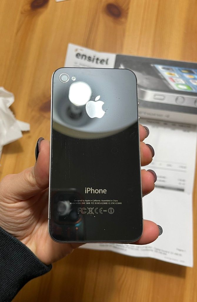 iPhone 4 8GB Preto