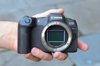 Фотоапарат Canon EOS R8