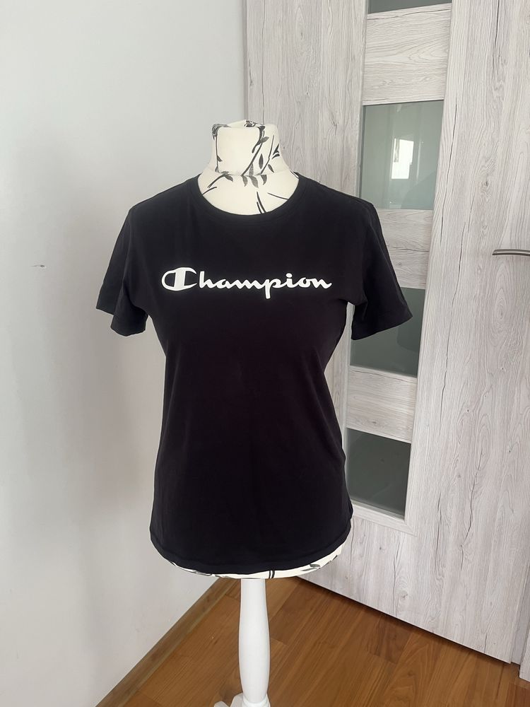 Koszulka fir.Champion roz.L/40 orginalna