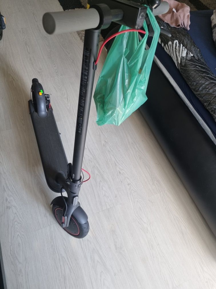 Hulajnoga Elektryczna Xiaomi Electric 4 Pro