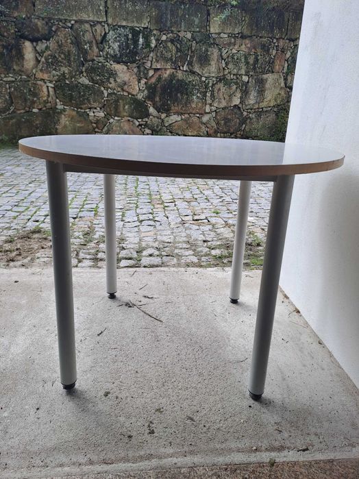 Mesa secretaria redonda