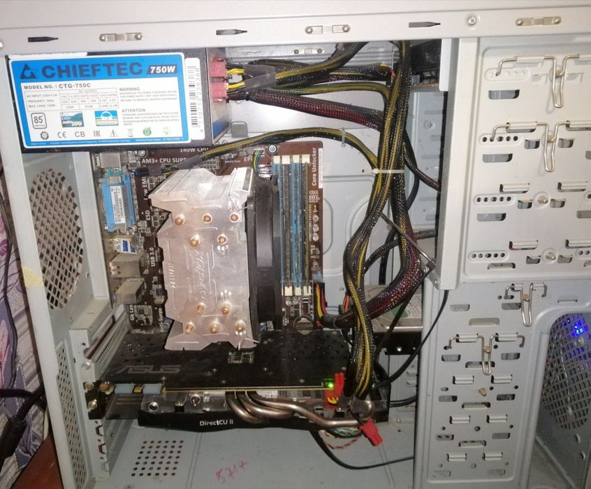 Терміново компьютер в повному зборі (комп, монітор, клавіатура, мишка)