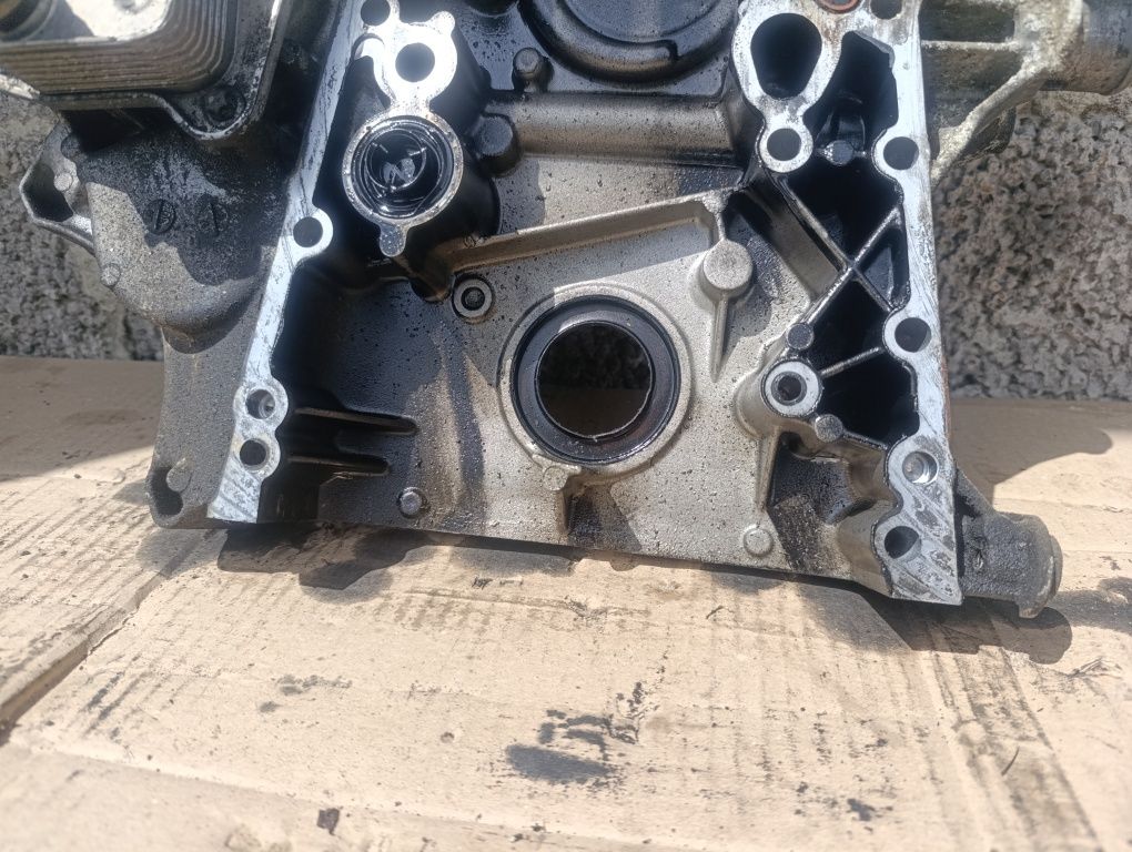 Бокова кришка ГРМ Om611 2.2 Mercedes sprinter Vito W210