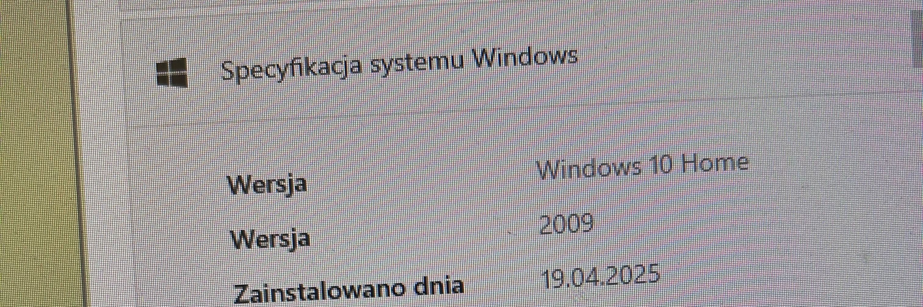 ASUS ROG GR8 1 - mały komputer stacjonarny / PC