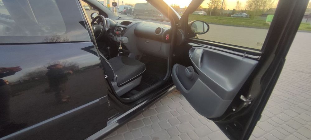 Peugeot 107 5 дверей