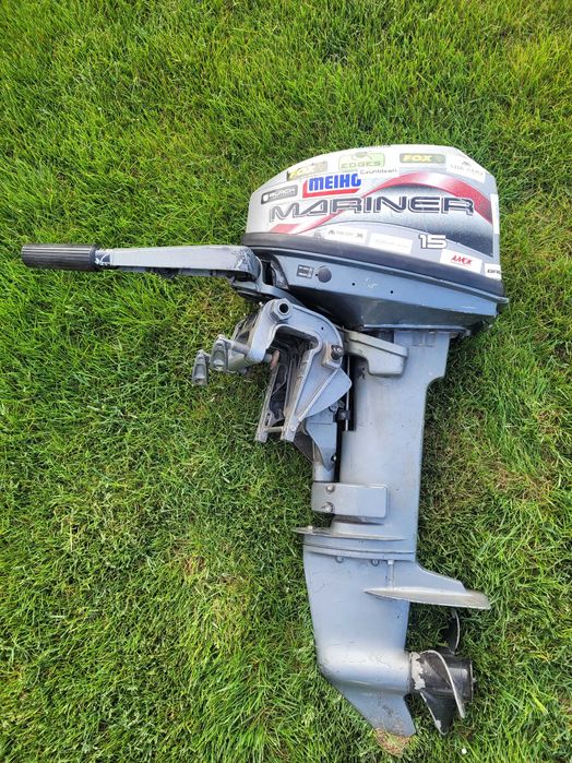 Silnik do łodzi motorówki zaburtowy MARINER 15