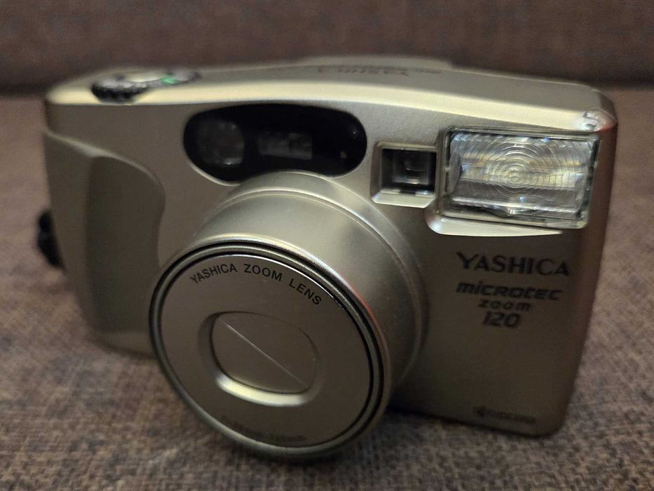 Aparat analogowy Yashica Microtec Zoom 120